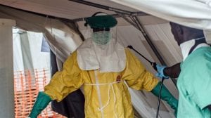 Equipe do Médicos sem fronteira na Serra Leoa (IRIN/Tommy Trenchard)