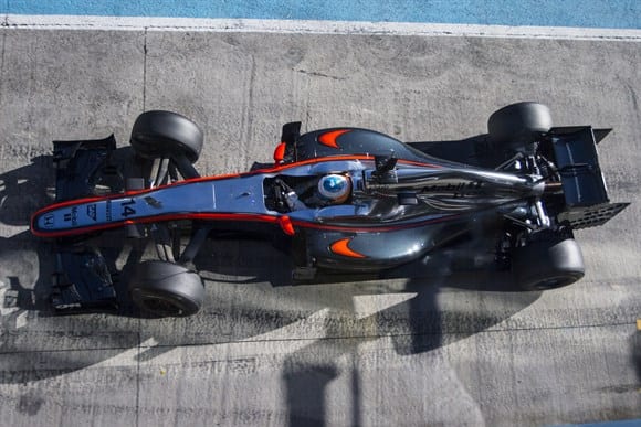 McLaren ainda procura, com tranquilidade, resolver falhas no MP4/30 (Xavi Bonilla/Grande Premio)