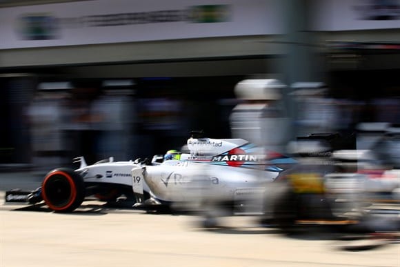 Massa sai dos boxes. Serviços de pit ruins, queda de rendimento. Problemas na Williams preocupam (Getty Images)